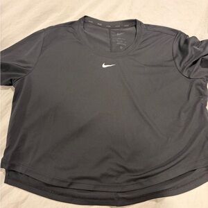Nike Black Crop Tee Women Medium